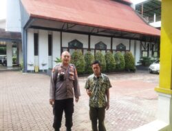 Polsek Metro Tanah Abang Menjadi Sahabat Polisi Untuk Jemaat Gencarkan Sosialisasi Barcode Kamtibmas di Gereja Angkola