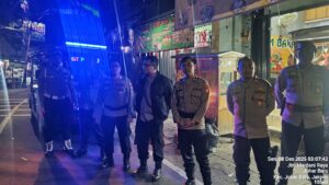 Patroli Malam Polsek Johar Baru, Sasar Titik Rawan Antisipasi Gangguan Kamtibmas