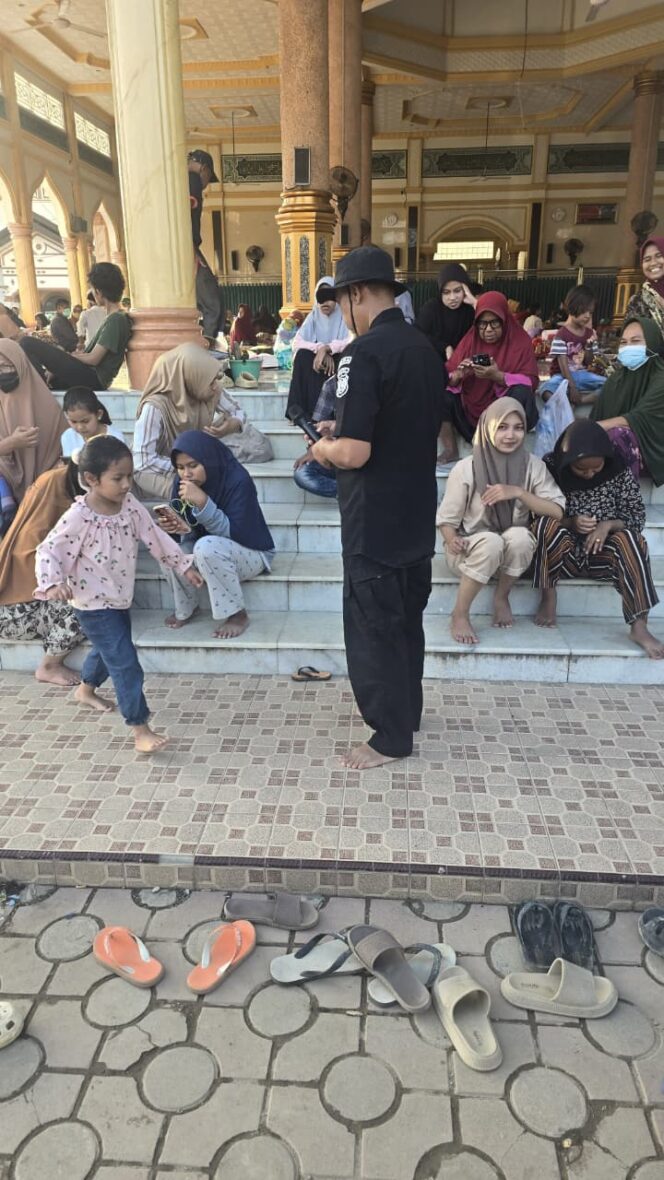 
					Bidang TIK Polda Aceh Hadirkan Wontech WiFi Polri di Masjid Jamik Kuta Blang Bireuen