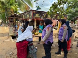 Polri Berikan Pendampingan Psikologis bagi Penyintas dan Personel di Sumbar