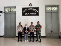 Sosialisasi Barcode Laporan” Polri Sambangi SMKN 1 Jakarta Ajak Pelajar Jaga Jakarta”