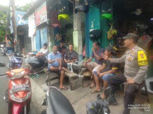 Sapa Warga, Bhabinkamtibmas Galur Perkuat Kehadiran Polisi Lewat Sambang RW 01