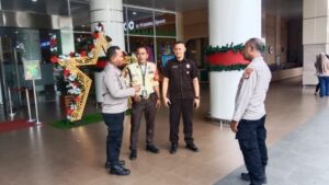 Polisi Sambangi Mall Green Pramuka, Perkuat Keamanan dan Antisipasi Gangguan Kamtibmas