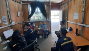 Bhabinkamtibmas Kebon Melati Ajak Petugas Parkir Thamrin City Berikan Pelayanan Terbaik