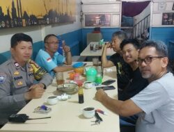Saling Koordinasi, Bhabinkamtibmas Kebon Kacang Sambangi Ketua RW 03 dan Warga