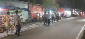 Patroli Jalan Kaki Tiga Pilar Sisir Kalipasir, Menteng Perketat Pengamanan Malam Hari