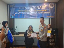 Polsek Senen Gelar Lomba Orasi “Emak sebagai Polisi Keluarga” untuk Pemberdayaan Perempuan