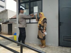 Sosialisasi Scan Barcode “Pelajar Jaga Jakarta” Diperkuat di SDN 01 dan 03 Galur