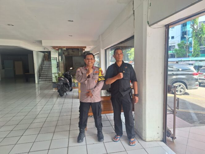 
					Patroli Dialogis Bhabinkamtibmas Pegangsaan di Gedung AGP, Perkuat Cooling System dan Keamanan Wilayah