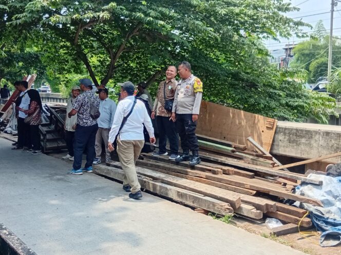 
					Bhabinkamtibmas Duri Pulo Gelar Sambang & Cooling System, Ajak RT/RW Perkuat Deteksi Dini di Lingkungan