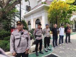 Wakapolsek Johar Baru Pimpin Apel Pelayanan Aksi Unras di Depan Kantor BPOM Jakarta Pusat