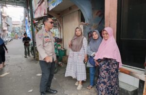 Jaga Jakarta Aman untuk Warga, Bhabinkamtibmas Kampung Rawa Gencarkan Cooling System dan Patroli Sambang RW 08