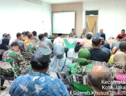 Bhabinkamtibmas Petojo Selatan Hadiri Forum Diskusi Usulan Pembangunan Masjid Ar-Rohah