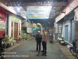 Dekatkan Diri dengan Masyarakat, Bhabinkamtibmas Kampung Rawa Sambang Pos Kamling RW 03 dan Cooling System