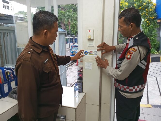 
					Patroli Sahabat Polisi Polsek Kemayoran Hadir di SD Penabur, Sosialisasikan Barcode Sahabat Patroli Polisi