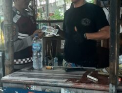 Polisi Sambangi Warga Mangga Dua Selatan, Sosialisasikan Laporan Kamtibmas via Barcode