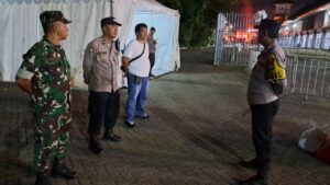 Polsek Kemayoran Gelar Apel Tiga Pilar, Siaga Amankan Bubaran Konser di Gambir Expo