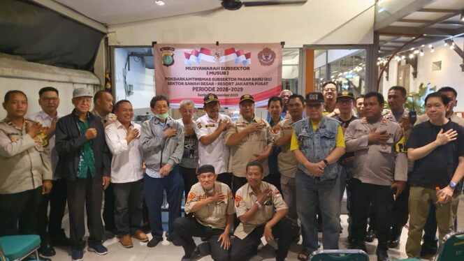 
					Dukungan Kanit Binmas Dalam Musyawarah Pokdarkamtibmas Pasar Baru” Tetapkan Ketua Baru