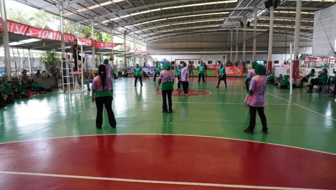 
					Persit Kartika Chandra Kirana Kodim 0502/Jakarta Utara Gelar Pertandingan Bola Voli Daring Peringati Hari Ibu ke-97