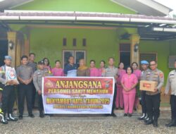 Natal Penuh Kasih , Polres Labusel Anjangsana Berbagi Kasih Kepada Personel Sakit Menahun