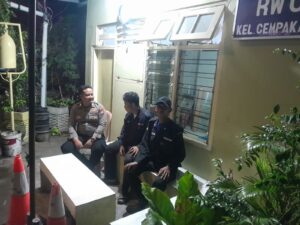 Sahabat Patroli Polisi Polsek Kemayoran Intensifkan Patroli Dialogis Malam Hari