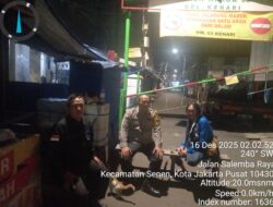 Bhabinkamtibmas Kelurahan Kenari Sambangi Petugas Satkamling RW 03, Perkuat Cooling System Kamtibmas