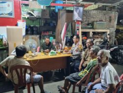 Perkuat Cooling System Lewat Jaga Malam, Polisi Silaturahmi dengan Ketua RT 04/07, LMK, dan Warga Karet Tengsin