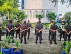 Bhabinkamtibmas Karet Tengsin Laksanakan Binluh kepada Security Gedung TCC Batavia