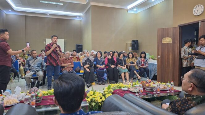 
					Tiga Pilar Kelurahan Gelora Hadiri Kegiatan Silaturahmi Walikotamadya Jakarta Pusat dengan Tokoh Masyarakat