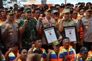 Dandim 0502/Jakarta Utara Hadiri Apel Besar Nelayan Kamtibmas Kepulauan Seribu Tahun 2025