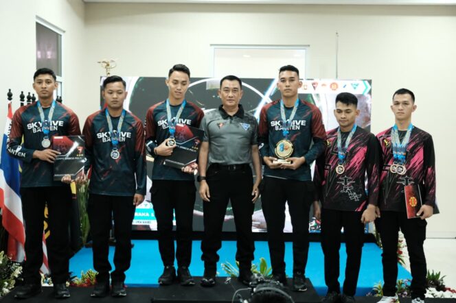 
					Peringati HUT ke-80 Korps Brimob Polri, Kejurnas Indoor Skydiving Dankorbrimob Cup II 2025 Resmi Ditutup