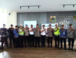 Dansat Brimob Metro Tinjau Gereja dan Pospam, Pastikan Kesiapan Layanan Nataru 2025