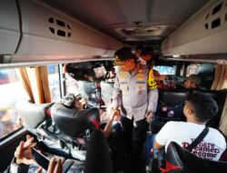 Tinjau Terminal Pulo Gebang, Kapolri Tekankan Utamakan Keselamatan Penumpang!