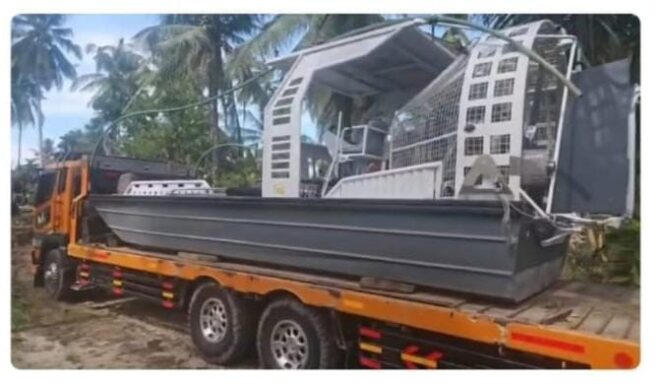 
					Polri Siagakan Swam Boat di Kutablang Bireuen, Bantu Mobilitas Warga Pascabencana