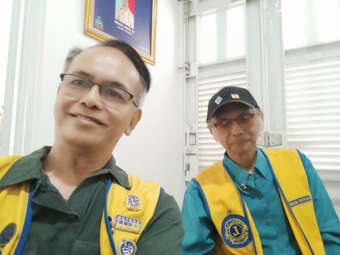 
					LIONS CLUB JAKARTA LAKSANAKAN RAPAT REGULER BULANAN DI JATIWARINGIN