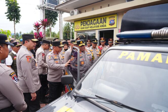 
					Inovasi Polres Padang Pariaman, “SPKT Raun” Hadirkan Layanan Kepolisian Keliling Hingga Teras Rumah Warga