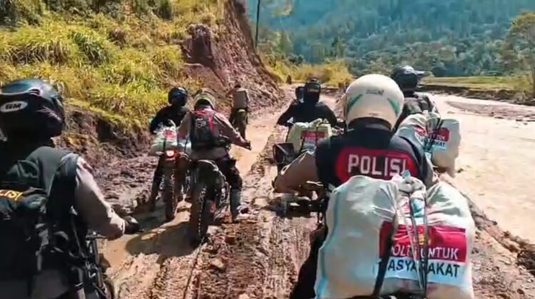 Polres Aceh Tengah dan BKO Brimob Polda Aceh Bangun 7 Jembatan Darurat di Wilayah Terisolir