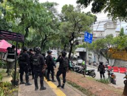 Brimob Polda Metro Jaya Laksanakan Monitoring Pasca Tawuran Warga di Terowongan Manggarai, Jakarta Selatan