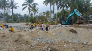 Alat Berat Normalisasi Batang Air Paninggahan, Antisipasi Banjir Bandang