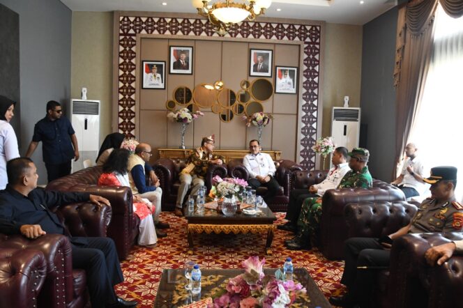 
					Danrem 044/Gapo Sambut Kedatangan Duta Besar India untuk Indonesia