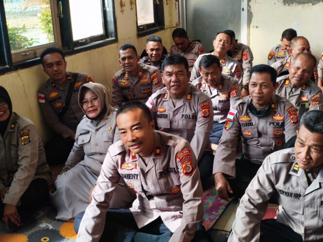 
					Rumah Terendam, Tugas Tetap Jalan: Trauma Healing Mabes Polri Hadir untuk Personel Polres Aceh Tamiang