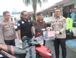 Dua Pelaku Curanmor di Ciputat Timur Ditangkap, Polisi Kembalikan Motor ke Pemilik