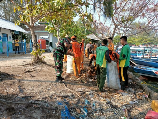 
					Satgas Sampah Kodim 0502/JU Bergerak Cepat Tangani Darurat Sampah di Wilayah Jakarta Utara dan Kepulauan Seribu
