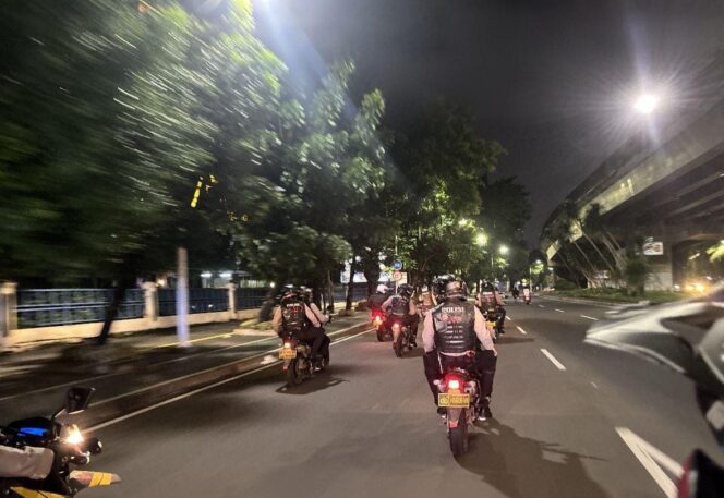
					Bawa 6 Sajam, 3 Pemuda Diduga Hendak Tawuran Diamankan Patroli Perintis Presisi