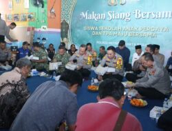 Kebersamaan di TPA Maju Bersama, Kapolda hingga Pangdam Jaya Makan Siang Bareng Warga
