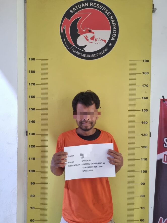 
					Satresnarkoba Polres Labuhanbatu Selatan Ungkap Kasus Narkotika di Desa Rasau