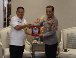 Kapolda Metro Jaya Terima Sertifikat Tanah SD Bhayangkari dari BPN Jakarta Utara