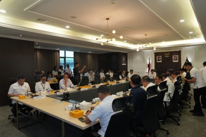 
					Satgas Saber Dikerahkan Jelang Imlek, Ramadan, dan Idul Fitri 2026, Kabareskrim: Negara Hadir Jaga Harga dan Mutu Pangan