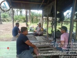 Bhabinkamtibmas Polsek Silangkitang Sambangi Warga Binanga Dua, Tekankan Waspada Kejahatan hingga Bahaya Judi Online