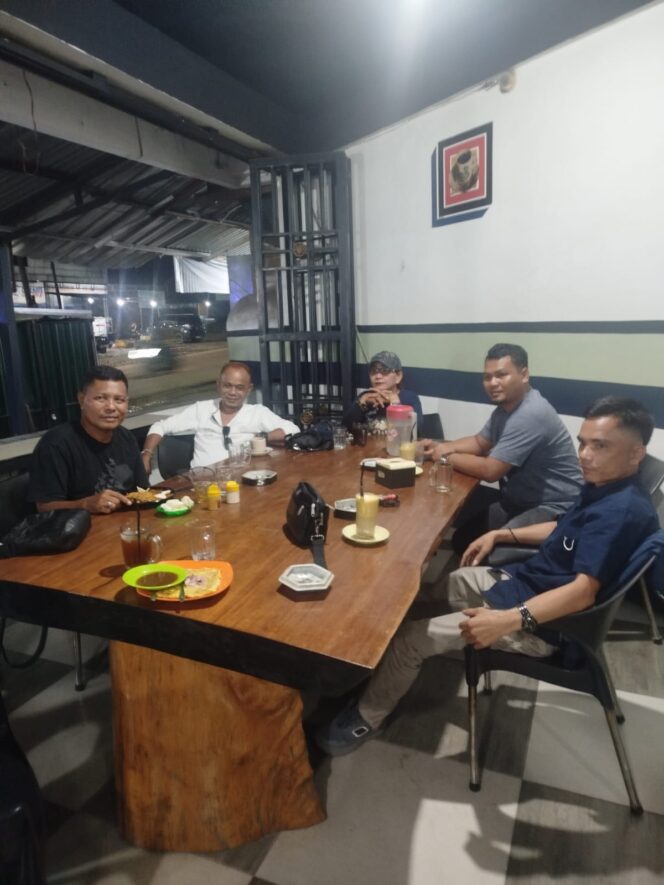 
					MALAM KEBERSAMAAN DAN KEAKRABAN PIMPINAN UMUM DETIK KRIMINAL BERSAMA WARTAWAN DI LABUHAN BATU